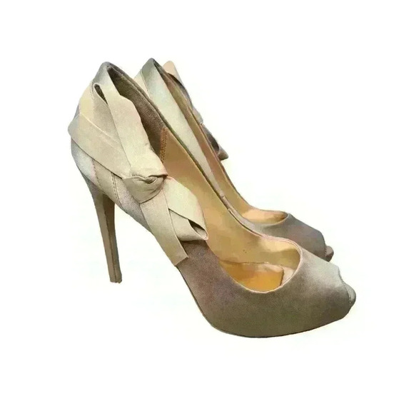Badgley Mischka Satin Pumps Size 7M - Picture 2 of 8